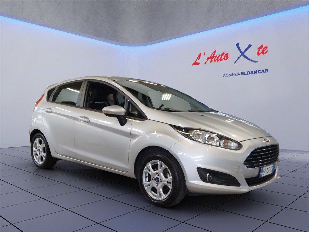 Ford Fiesta 2013 - foto 1