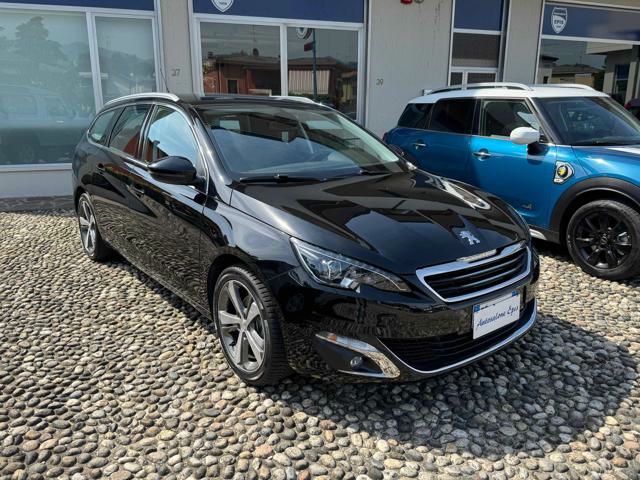 Peugeot 308 2016 - photo 1