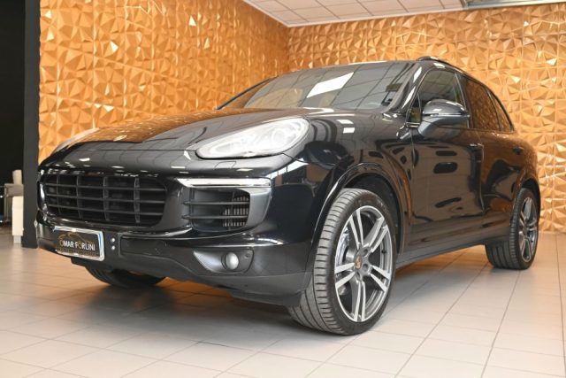 Porsche Cayenne 2018 - foto 1