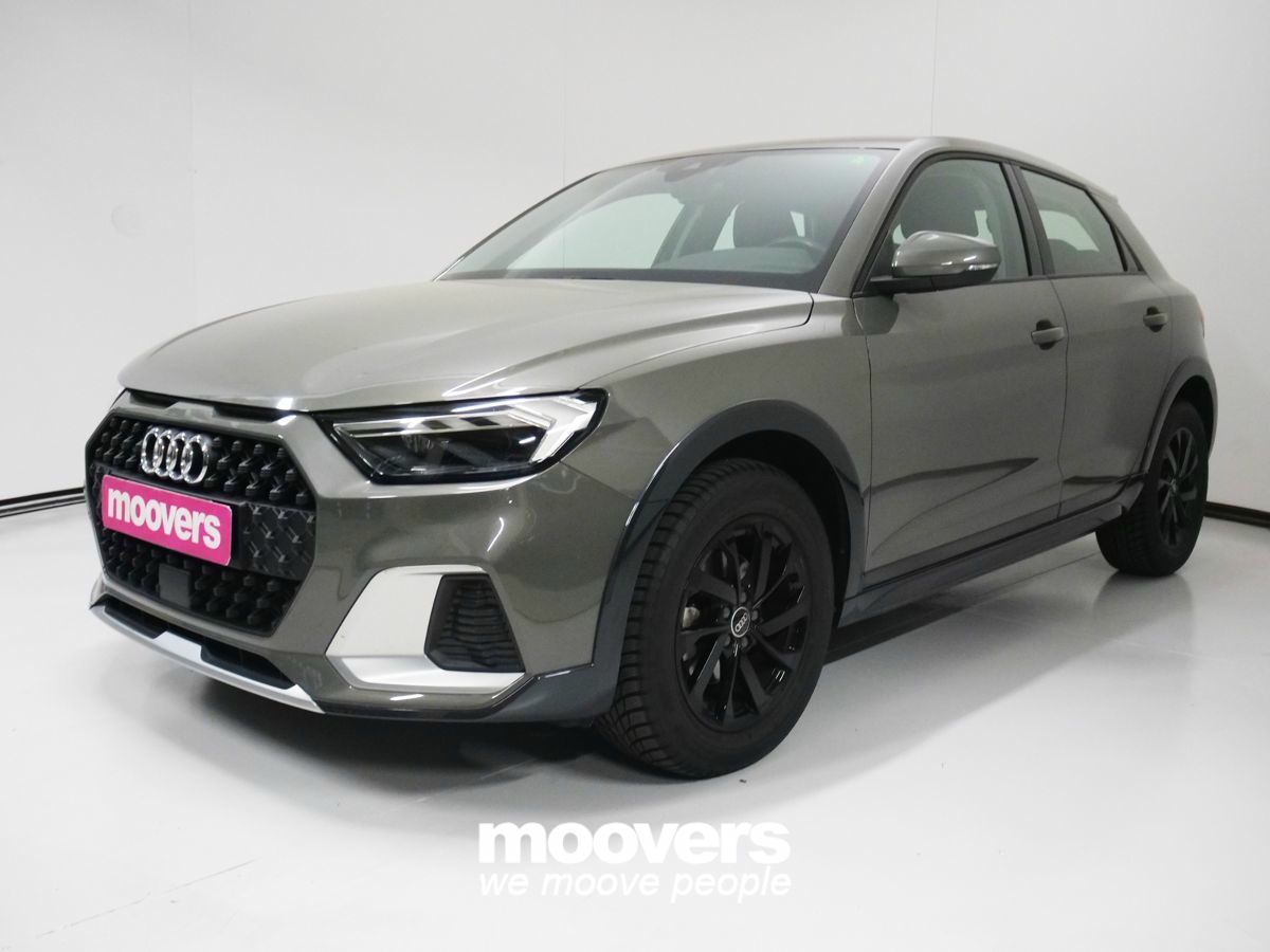 Audi A1 2022 - photo 1