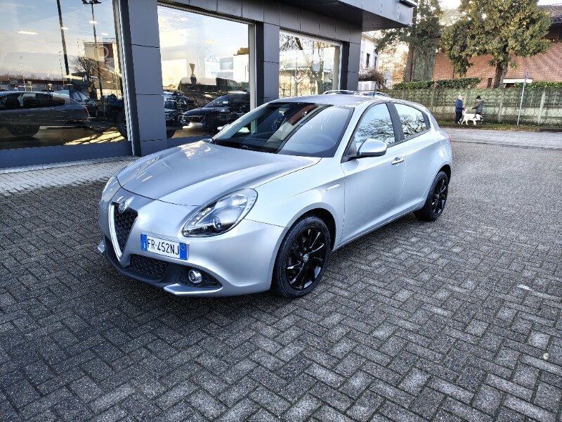Nissan Qashqai 2018 - foto 1