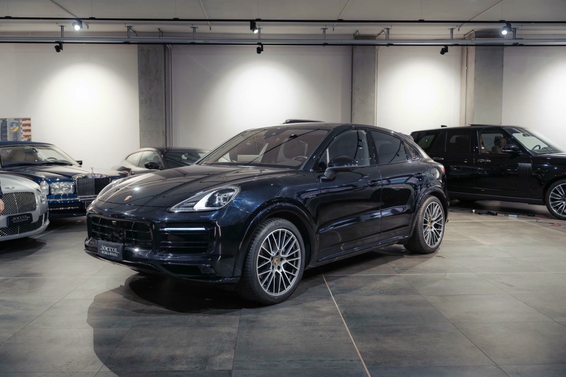 Porsche Cayenne 2022 - foto 1