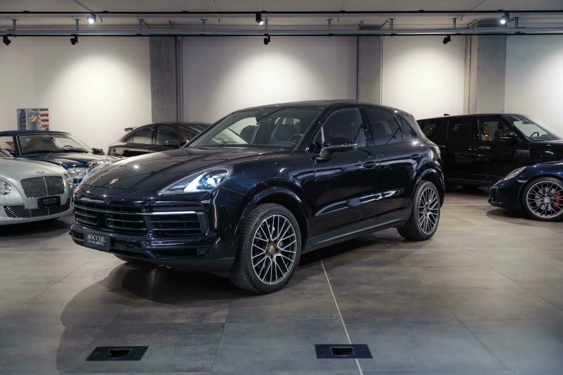 Porsche Cayenne 2018 - foto 1