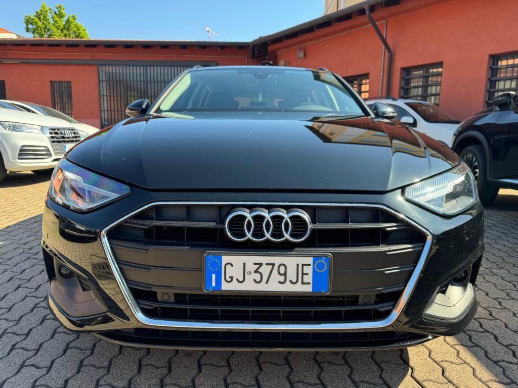 Audi A4 2022 - photo 1