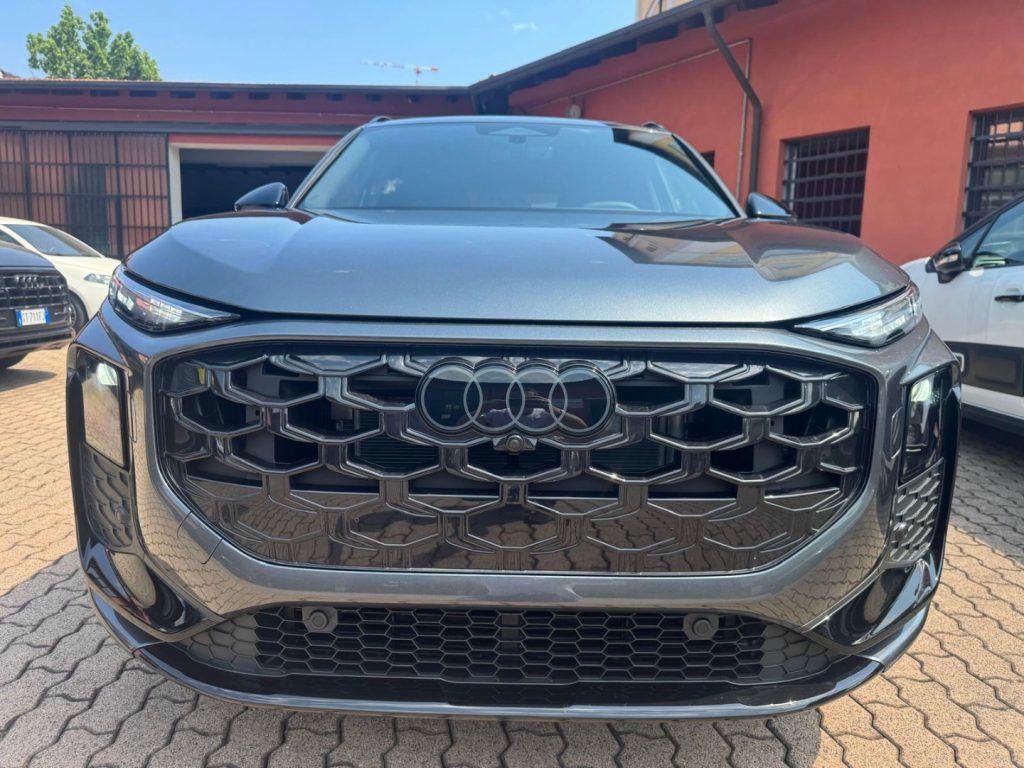 Audi Q3 2026 - foto 1