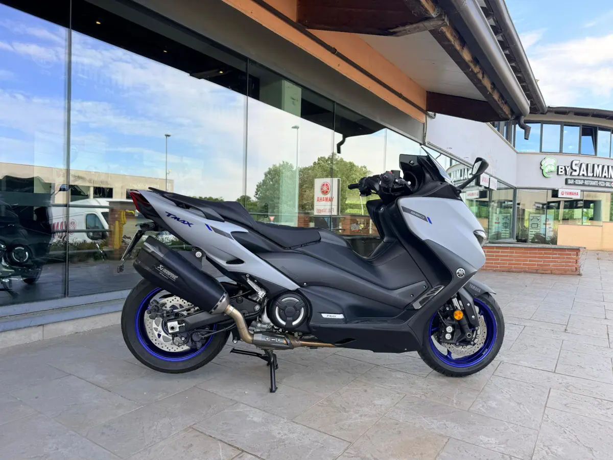 YAMAHA T Max 560 2022 - photo 1