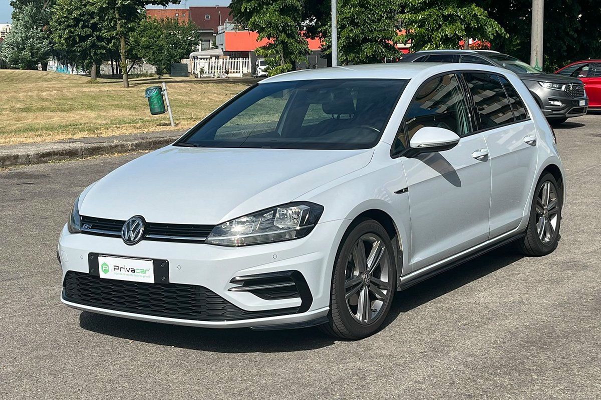 Volkswagen Golf 2018 - foto 1