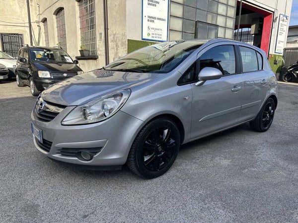 Opel Corsa 2008 - foto 1