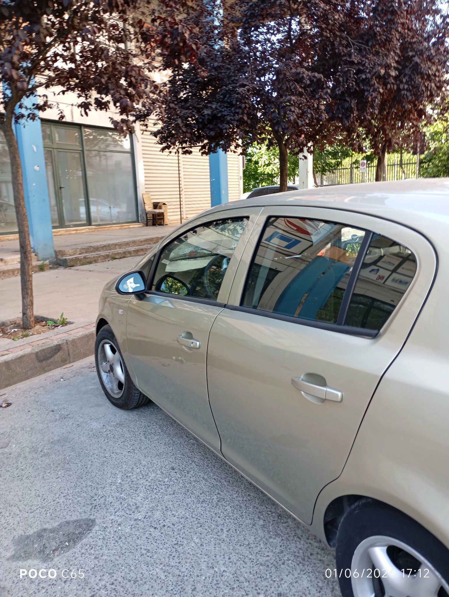 OPEL Corsa 5 Doors 2010 - foto 1