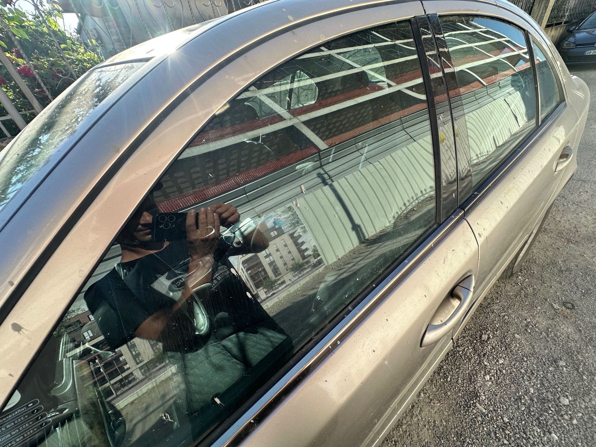 Mercedes-Benz E-Class 2005 - foto 1