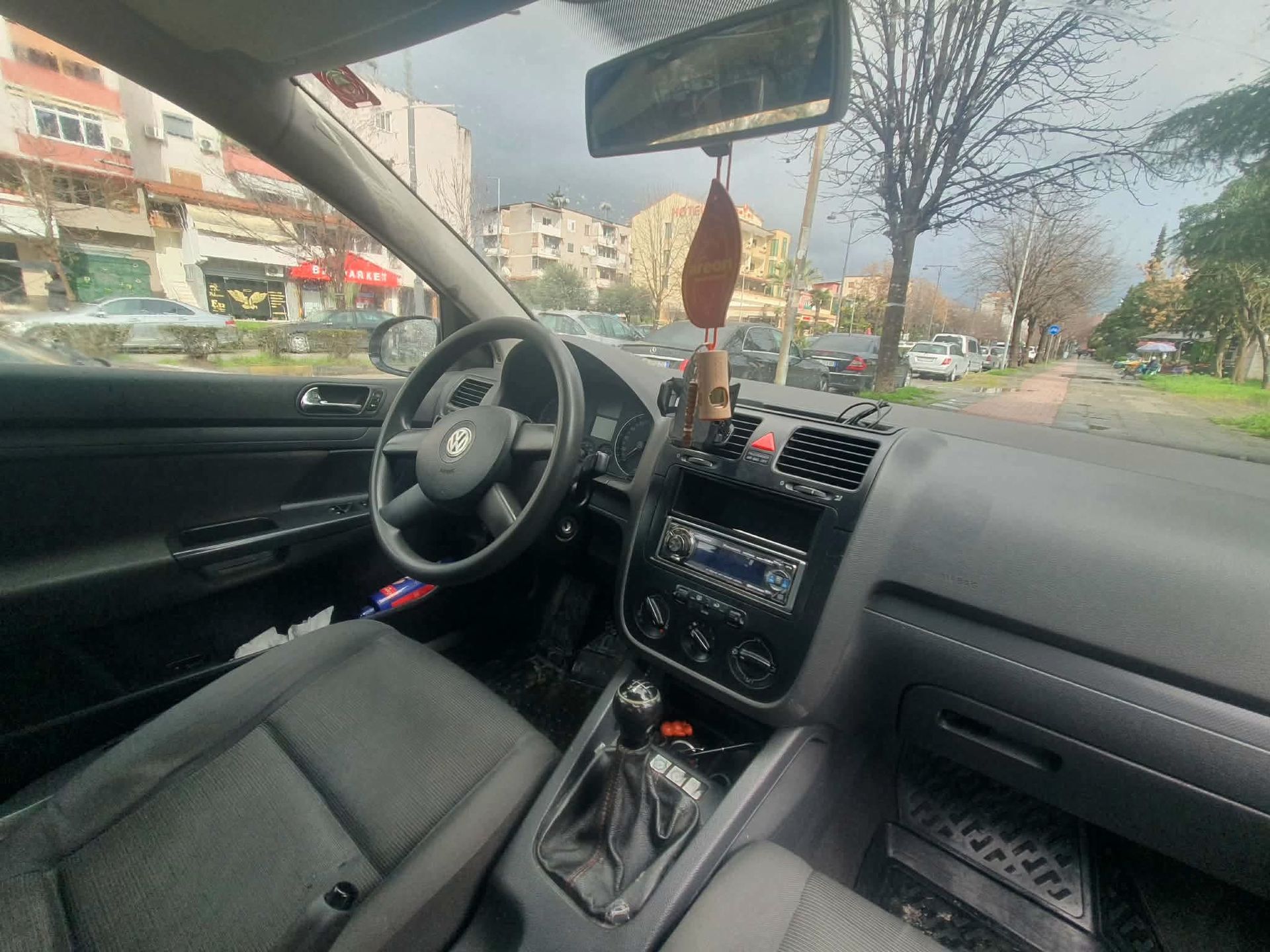 VOLKSWAGEN Golf 2004 - foto 1