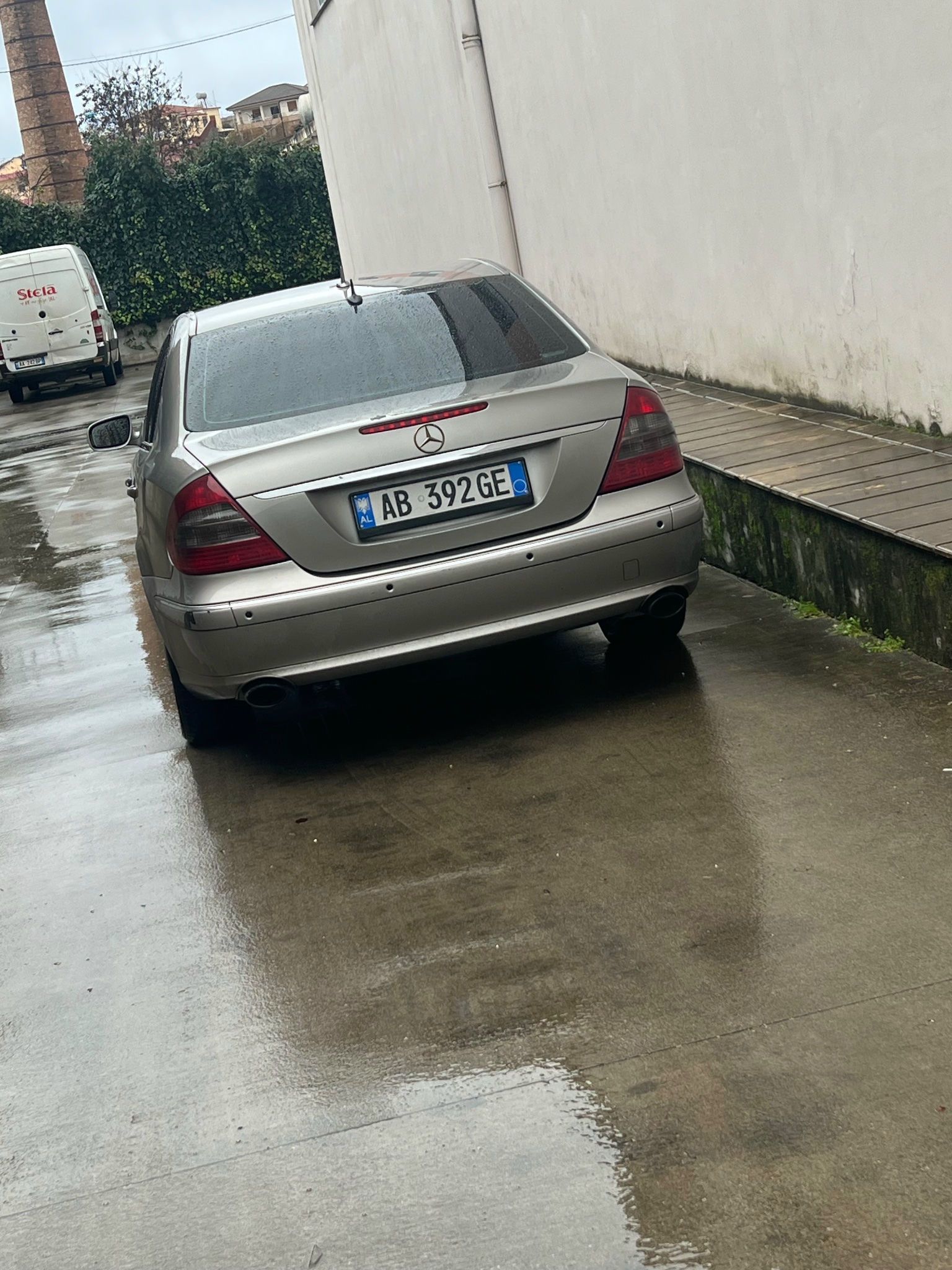 MERCEDES BENZ E-Klasse 2007 - foto 1
