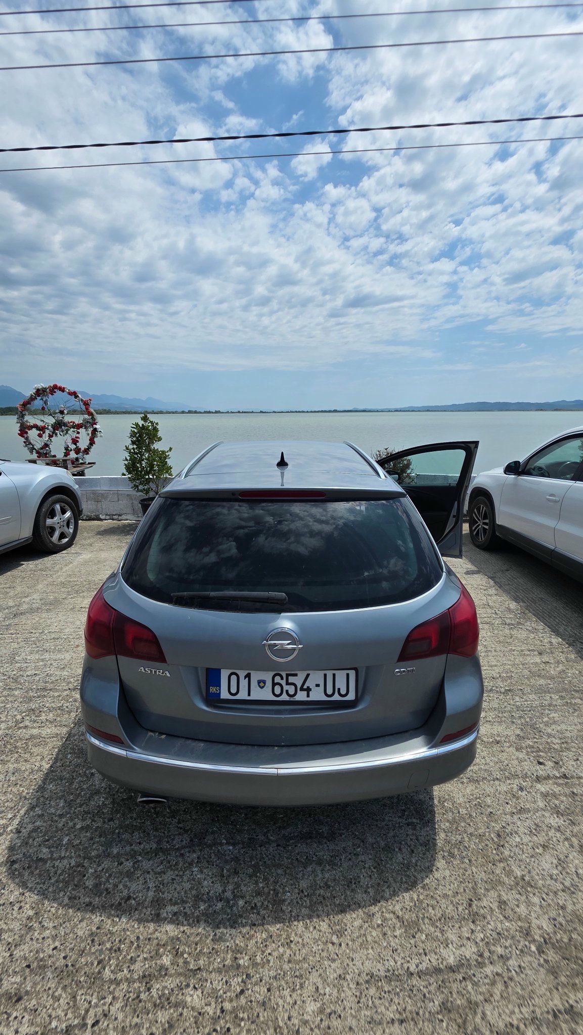 OPEL Astra 2012 - foto 1