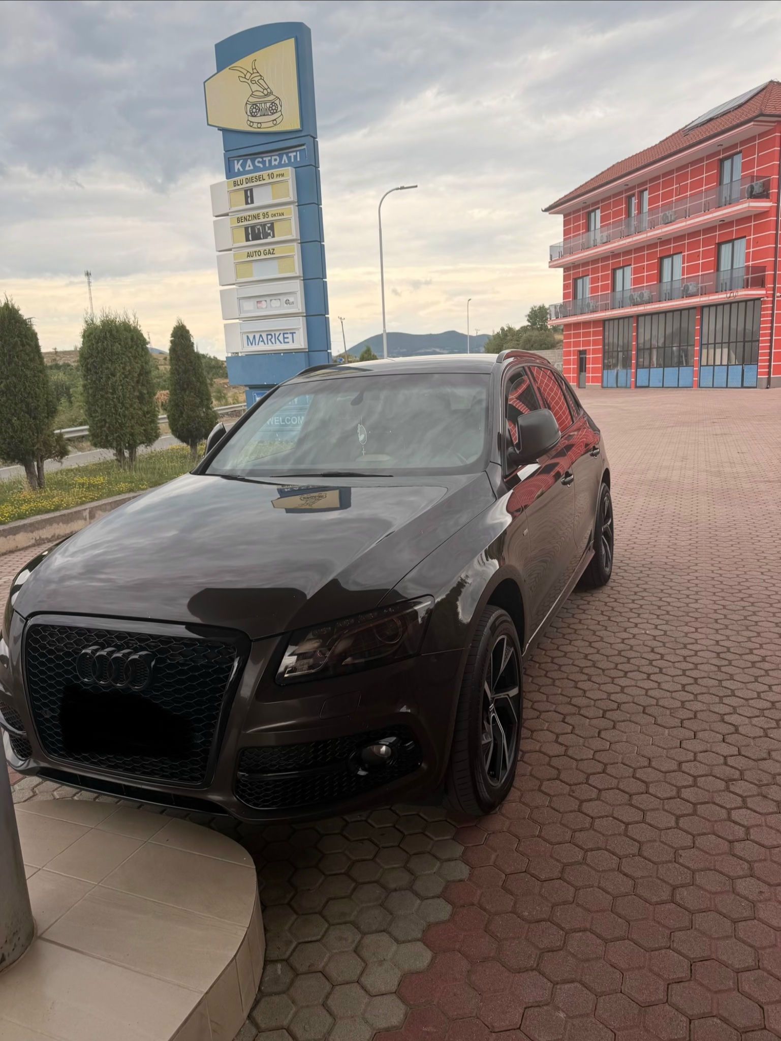 AUDI Q5 2010 - foto 1