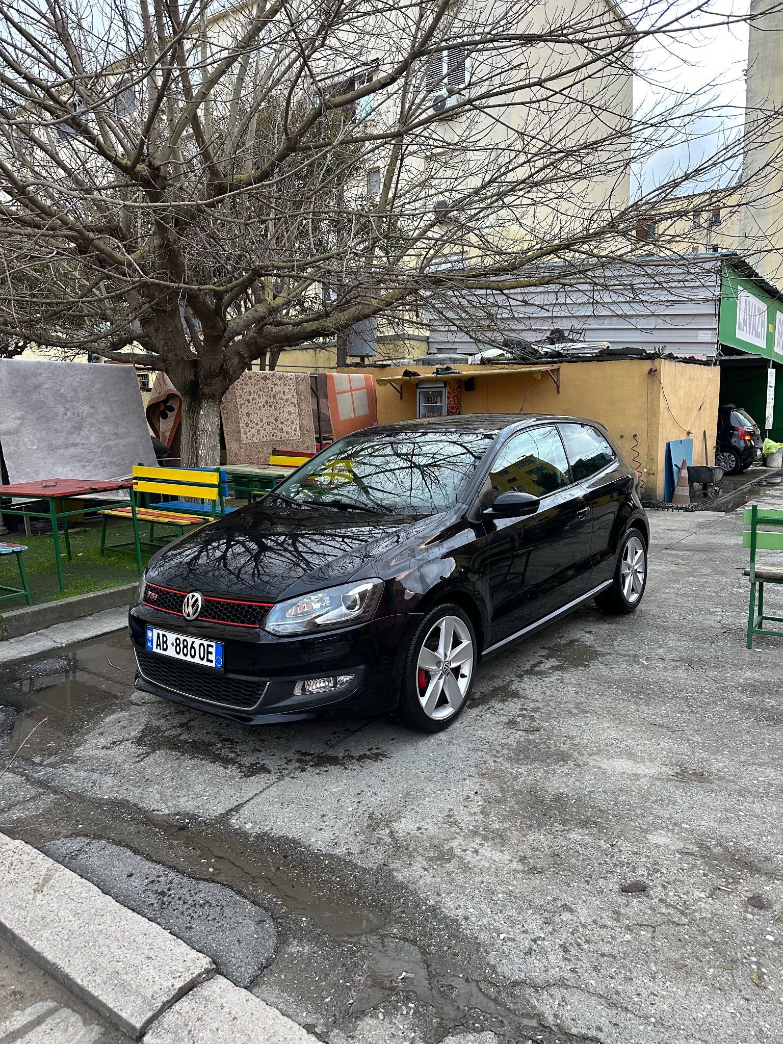 VOLKSWAGEN Polo 2011 - foto 1