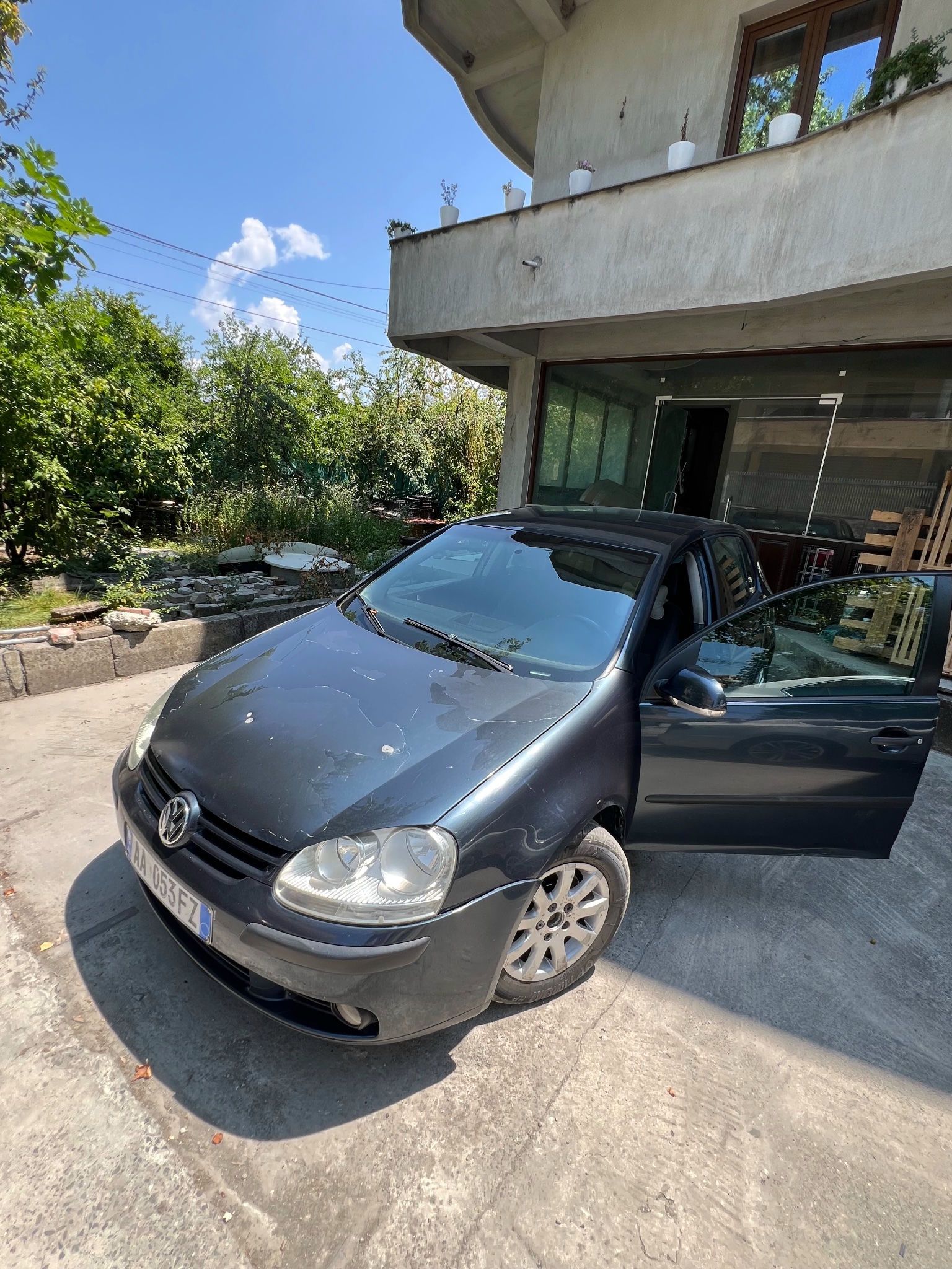 VOLKSWAGEN Golf 2005 - foto 1
