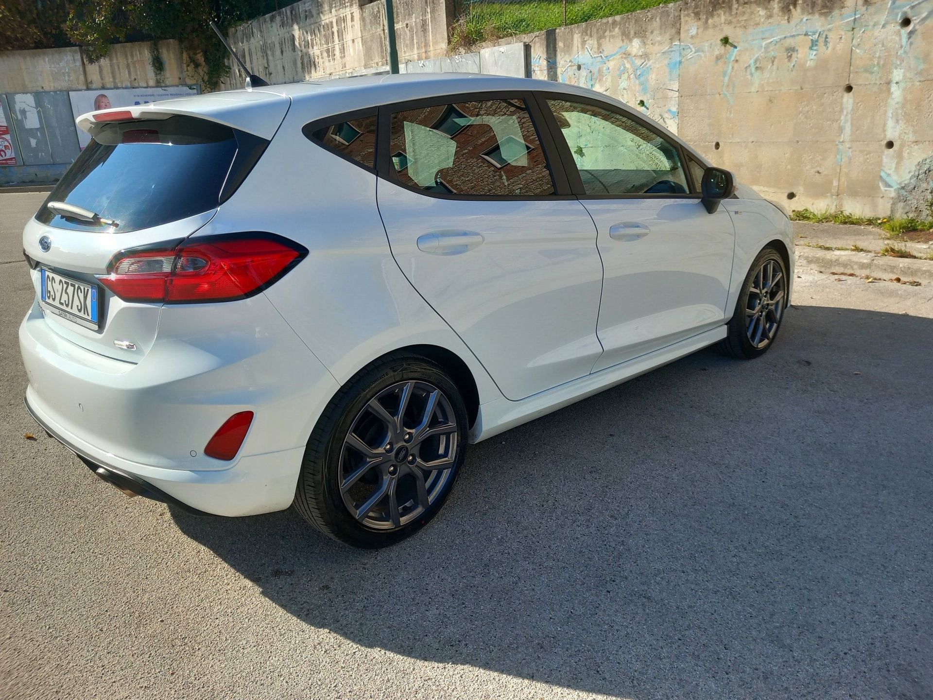 FORD Fiesta 5 Doors 2024 - foto 1