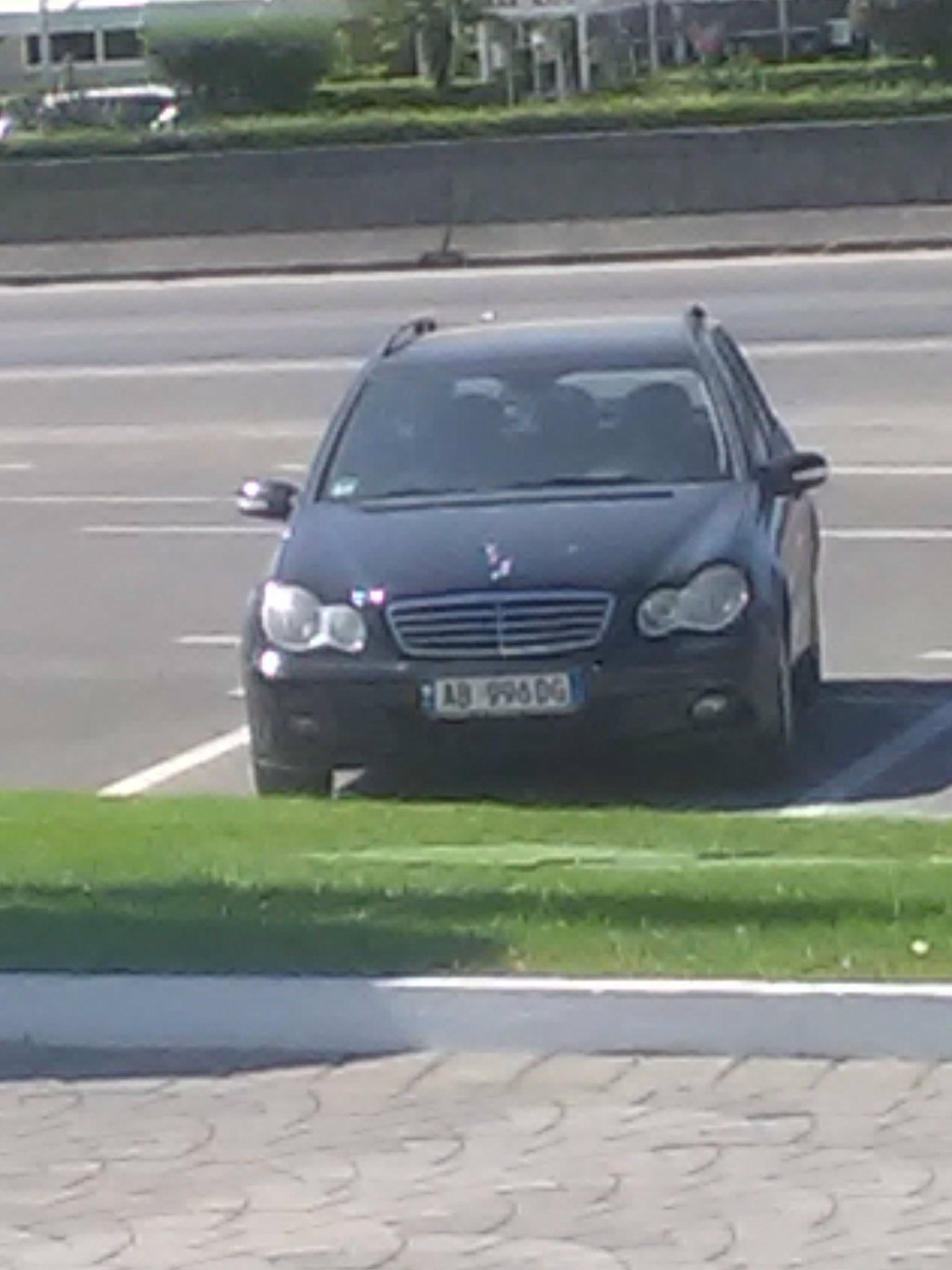 MERCEDES BENZ C-Klasse 2005 - foto 1