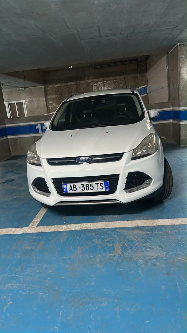 FORD Kuga 2014 - foto 1