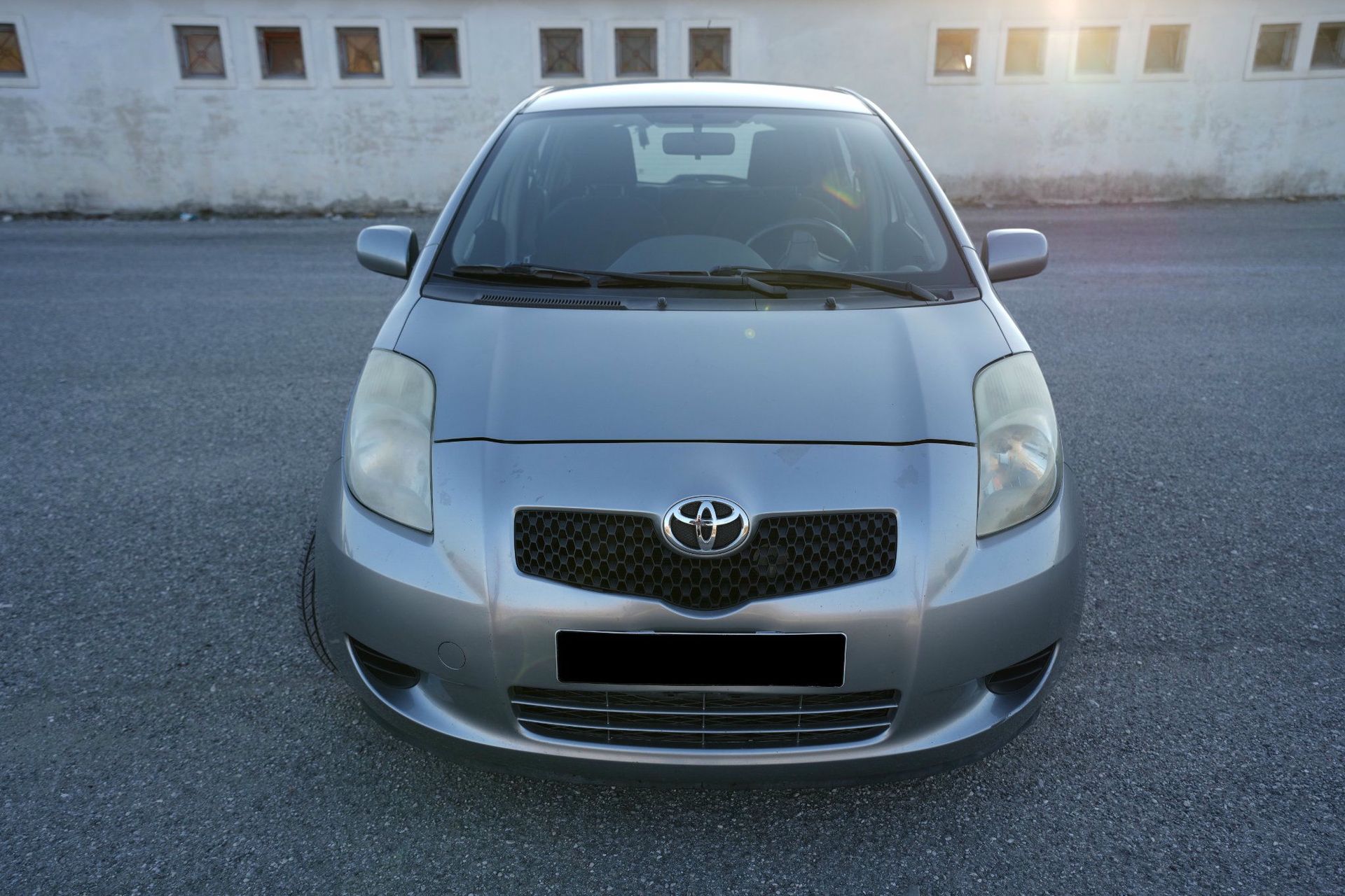 TOYOTA Yaris 2006 - foto 1