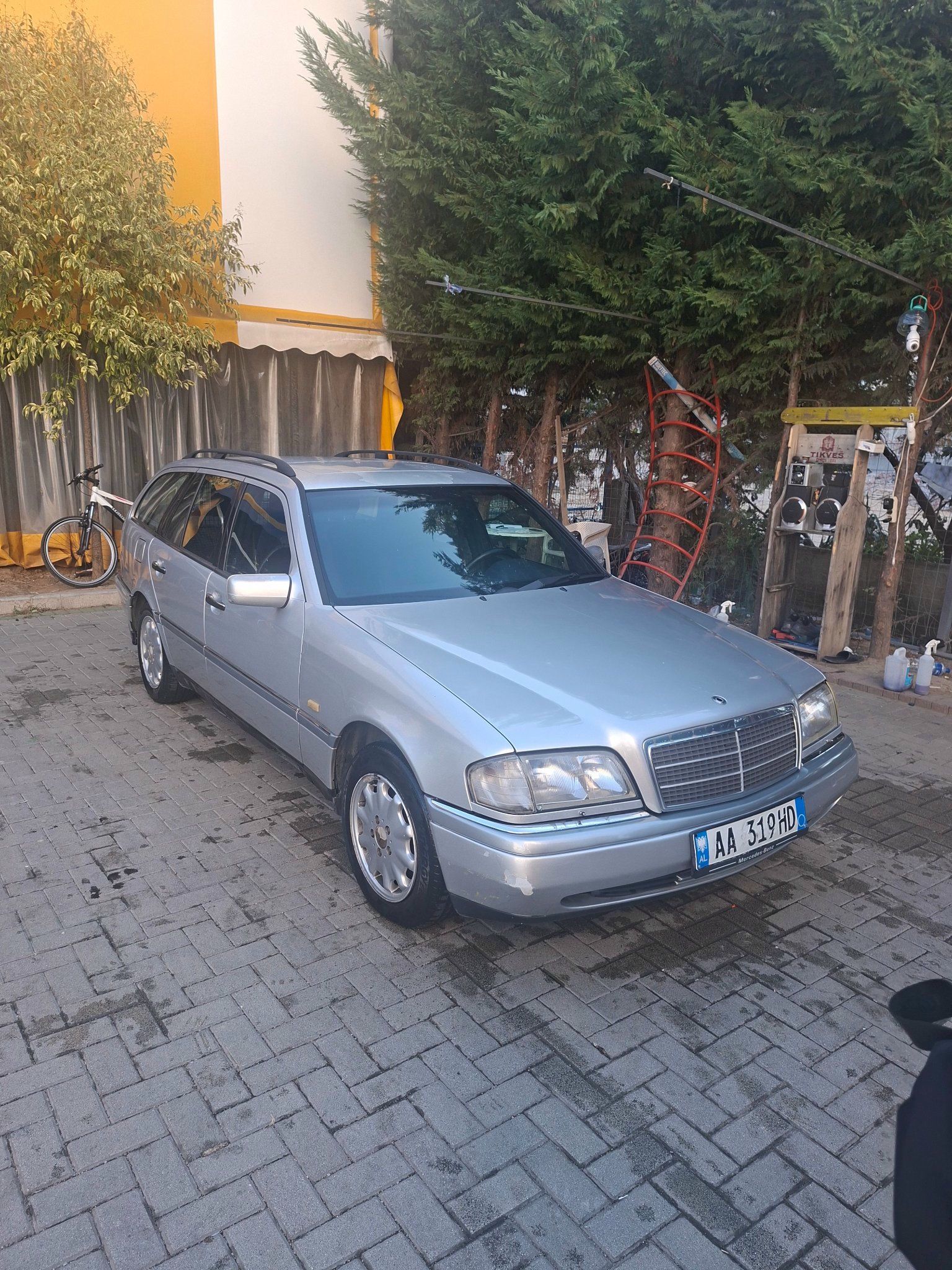 MERCEDES BENZ C-Klasse 1996 - foto 1