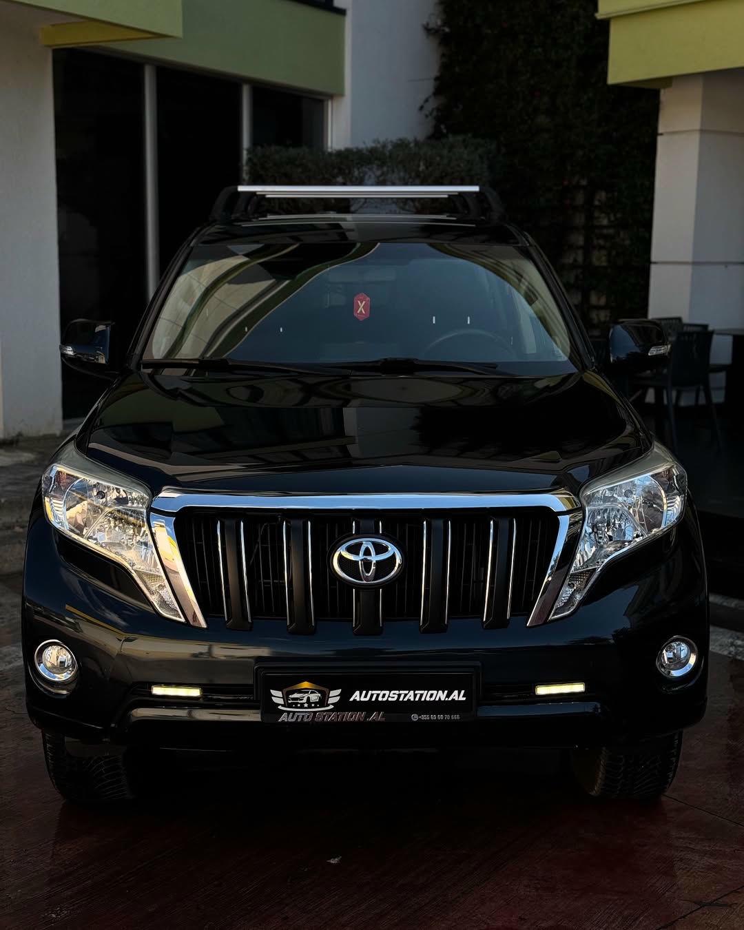Toyota Land Cruiser Prado 2014