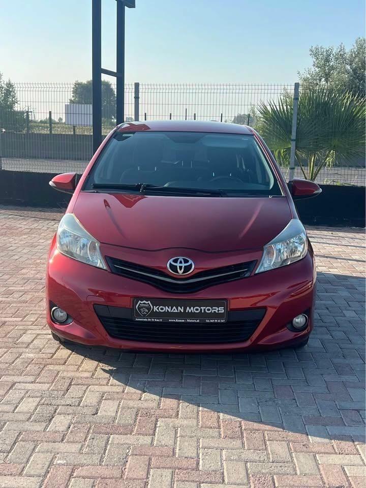 Toyota Yaris 2012
