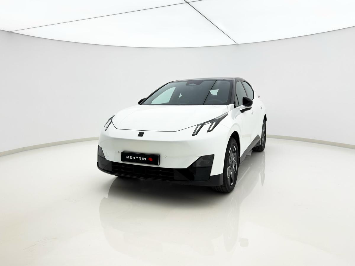 Lynk & Co 02
