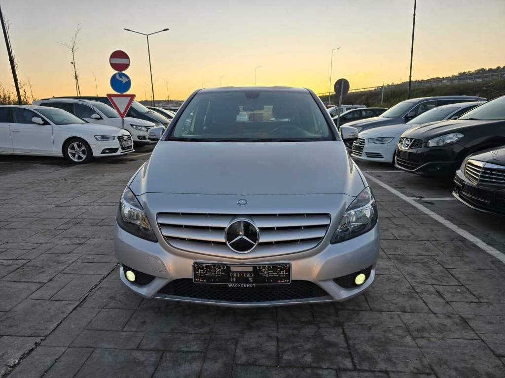 Mercedes-Benz B-Class 2012