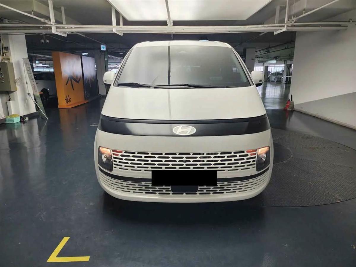 Hyundai Starex 2024