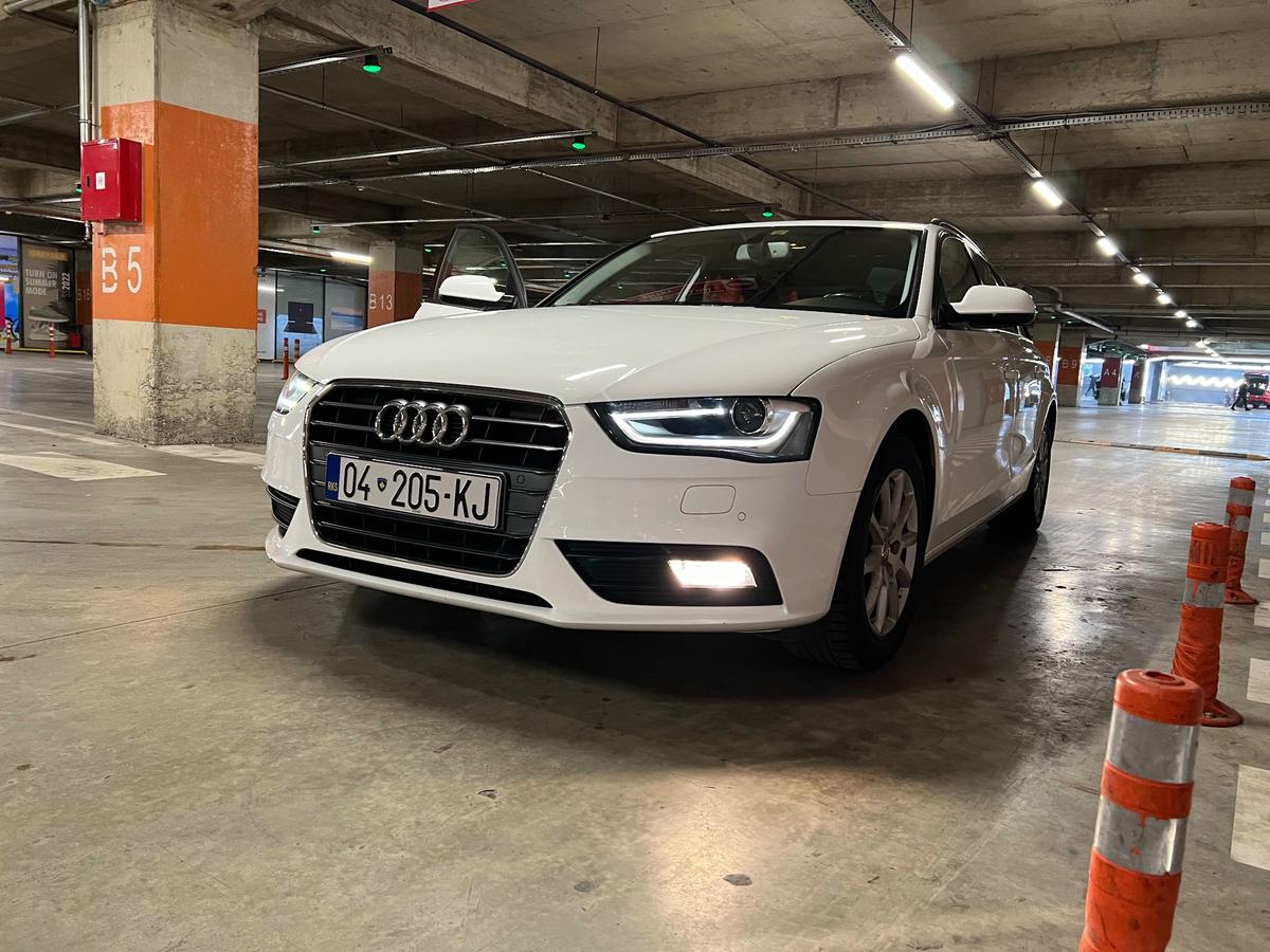 AUDI A4 2014