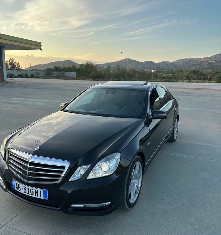 Mercedes-Benz E-Class 2011