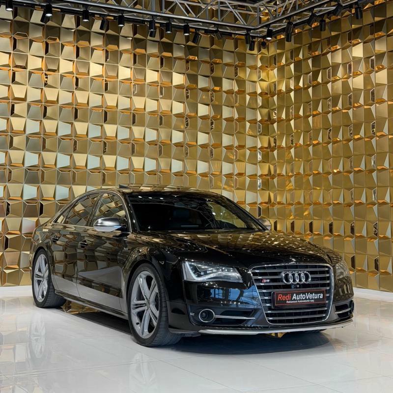 Audi S8 2014