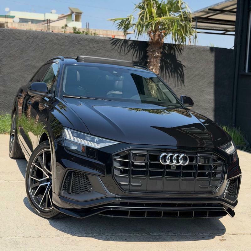 Audi Q8