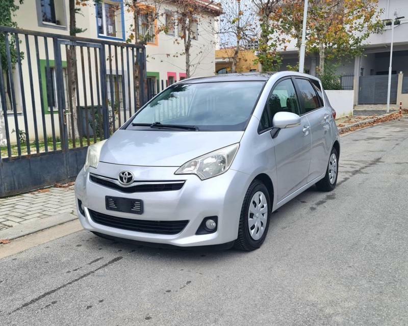 Toyota Verso-S 2011