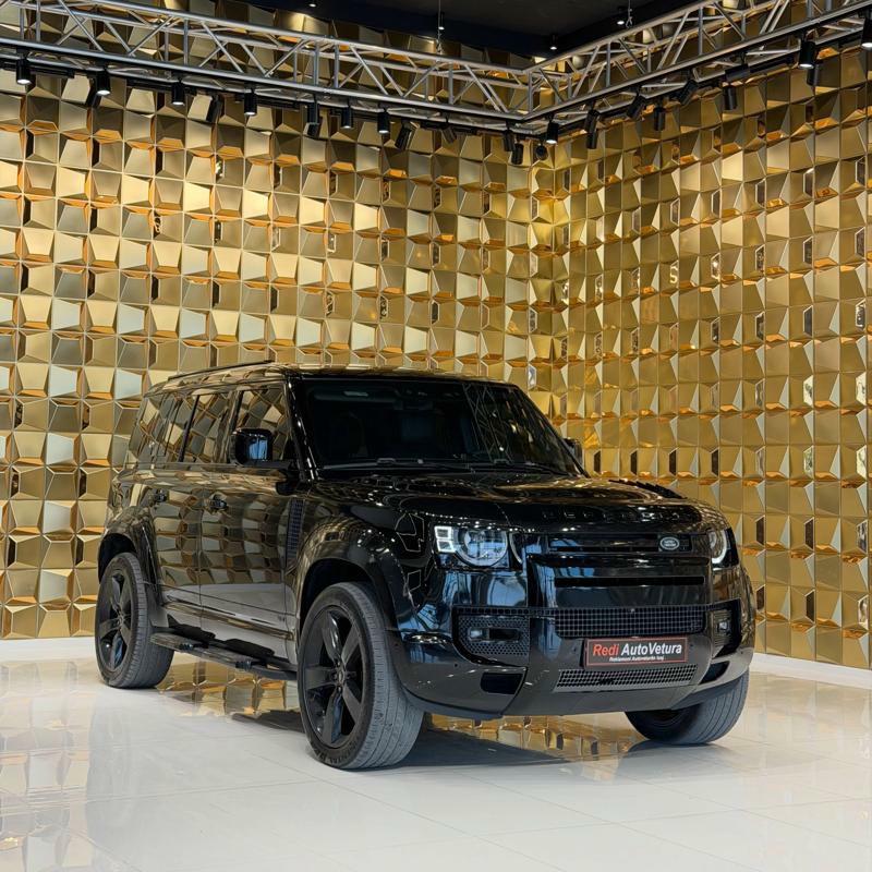 Land Rover Defender 2022