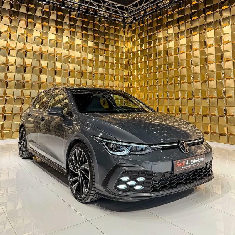 Volkswagen Golf 2021