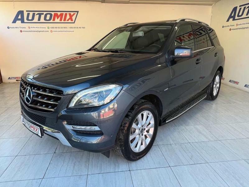 Mercedes-Benz ML-Class 2012