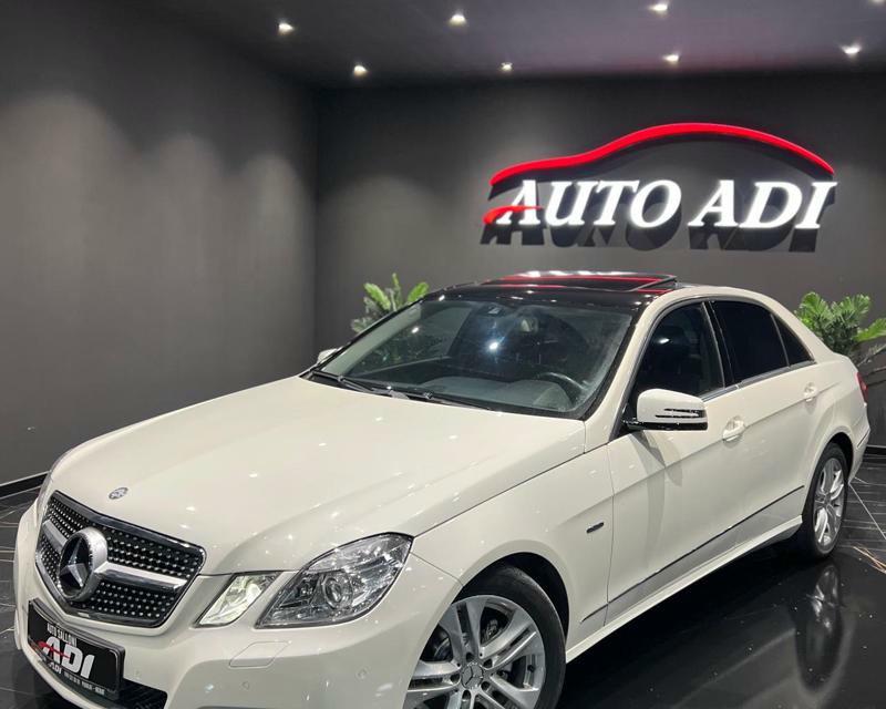 Mercedes-Benz E-Class 2011