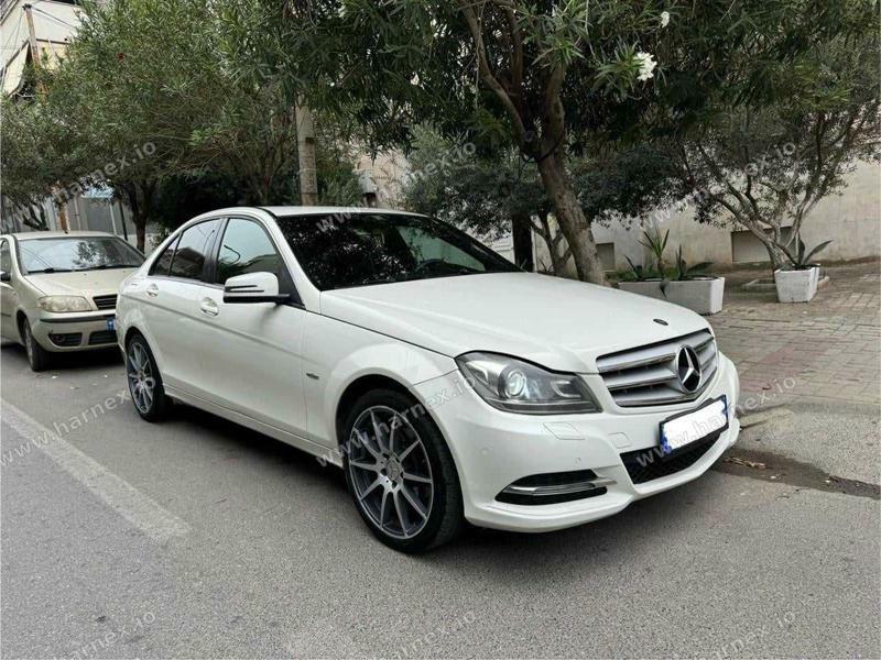 Mercedes-Benz C-Class 2012