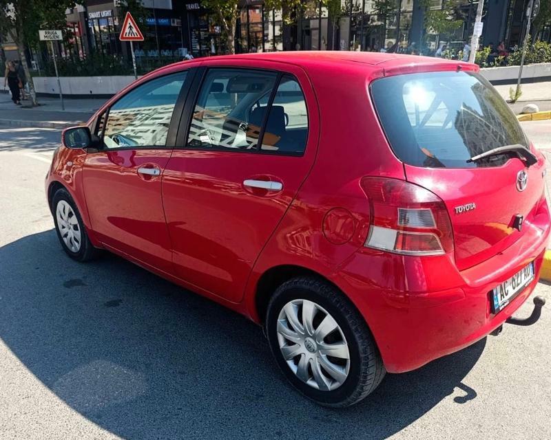 Toyota Yaris 2011