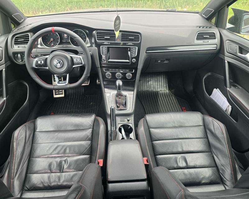 Volkswagen Golf 2016