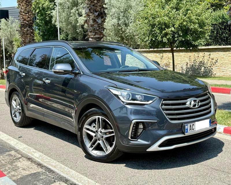 Hyundai Grand Santa Fe 2016