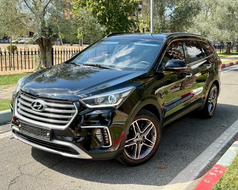 Hyundai Grand Santa Fe 2016