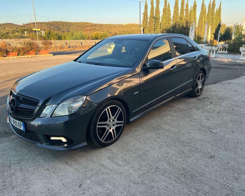 Mercedes-Benz E-Class 2011