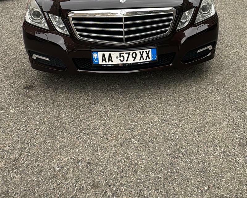Mercedes-Benz E-Class 2009