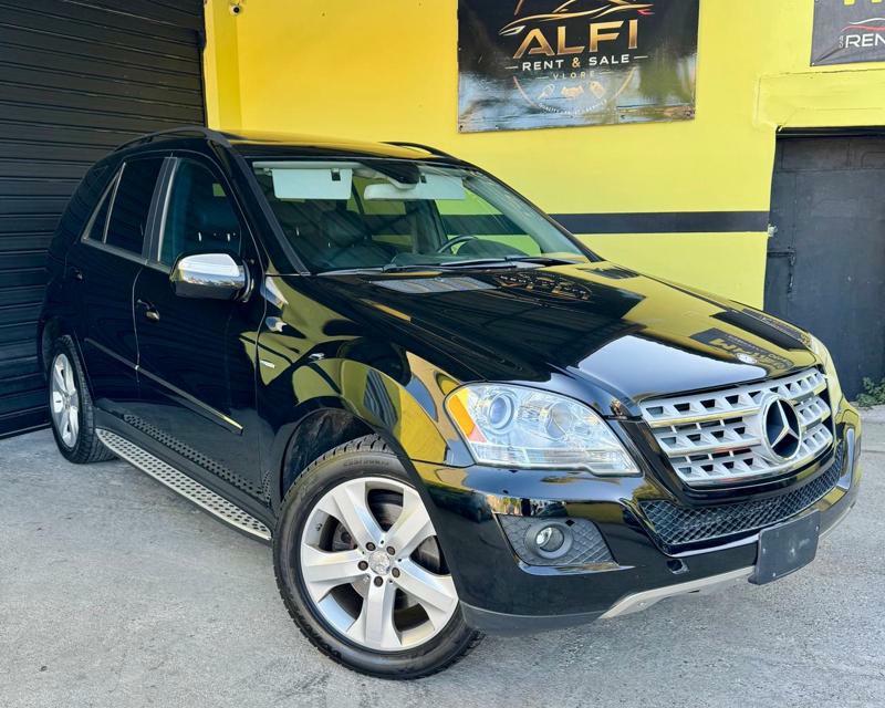 Mercedes-Benz ML-Class 2010