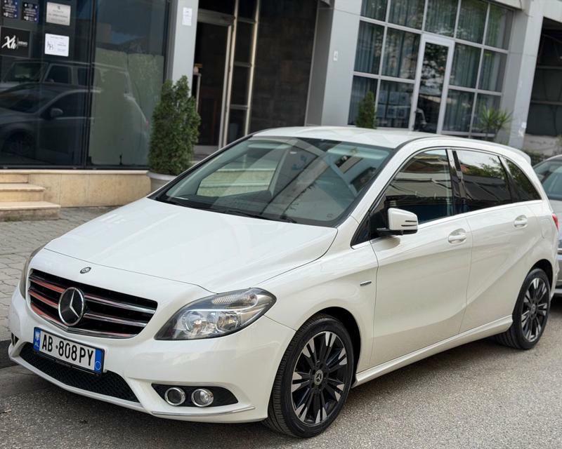 Mercedes-Benz B-Class 2013