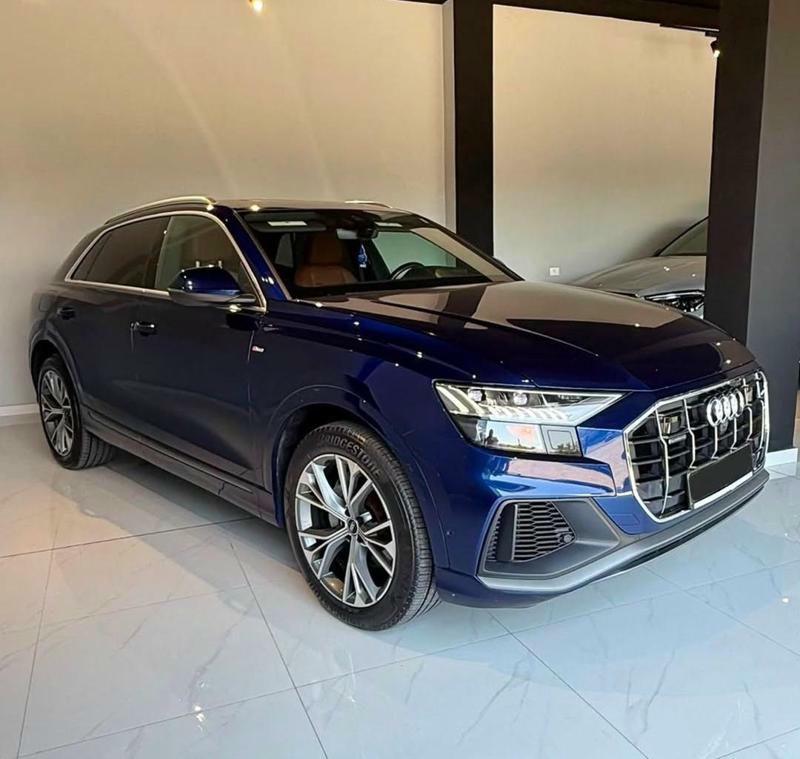 Audi Q8 2021