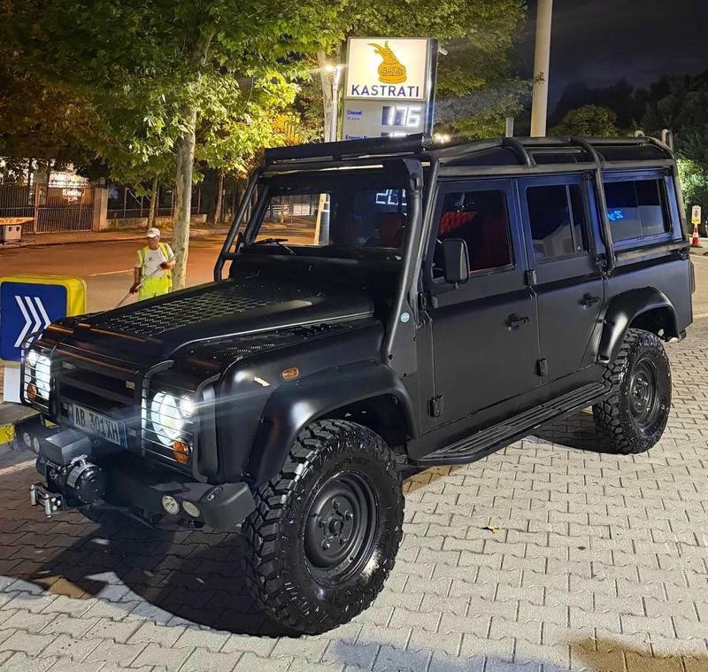 Land Rover Defender 2008
